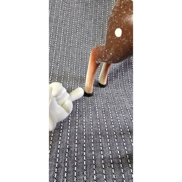 Retro Style Sugar Glitter Ceramic Deer - Picture 7 of 9